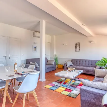 Apartment Le Gilly 6 - F3 Exceptionnel, Vue Mer, Moderne, Climatisation, Vieux-nice Nice